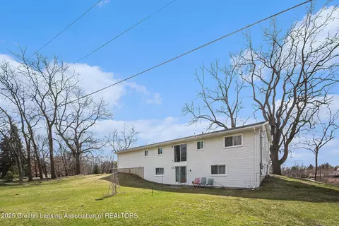 1899 E Webb Rd, Dewitt, MI 48820 photo 26