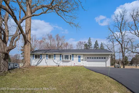 1899 E Webb Rd, Dewitt, MI 48820 photo 2