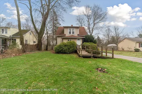 6339 Rosedale Rd, Lansing, MI 48911