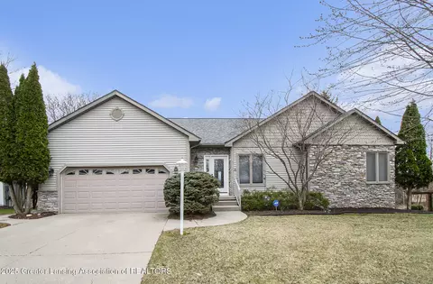 1854 Cricket Ln, East Lansing, MI 48823