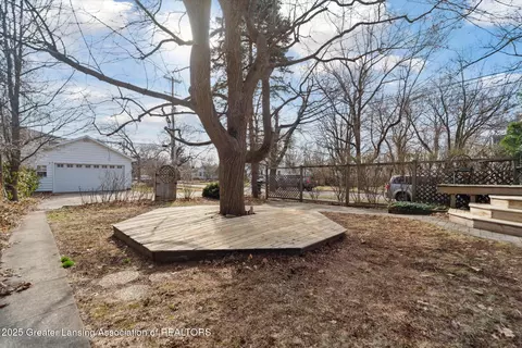 2219 Alpha St, Lansing, MI 48910 photo 22
