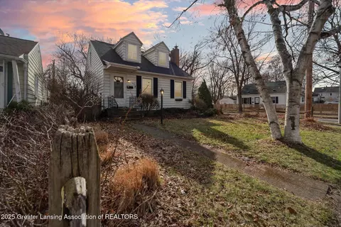 2219 Alpha St, Lansing, MI 48910