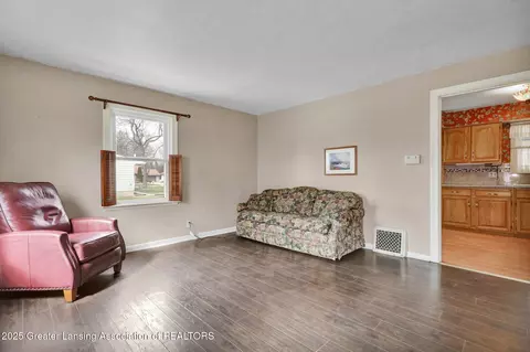 Living - 918 Maycroft Rd, Lansing, MI 48917 photo 1 of 1
