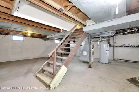 Other - 918 Maycroft Rd, Lansing, MI 48917 photo 8 of 9