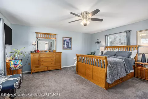 33 N Alamando Rd, Shepherd, MI 48883 photo 11