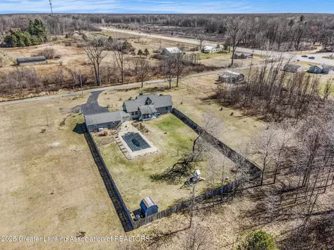 33 N Alamando Rd, Shepherd, MI 48883 photo 27