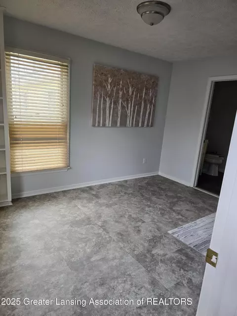 120 Granite Dr, Williamston, MI 48895 photo 14