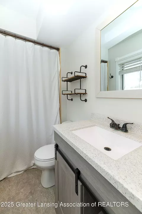 Bath - 1848 W Clark Rd, Dewitt, MI 48820 photo 1 of 3