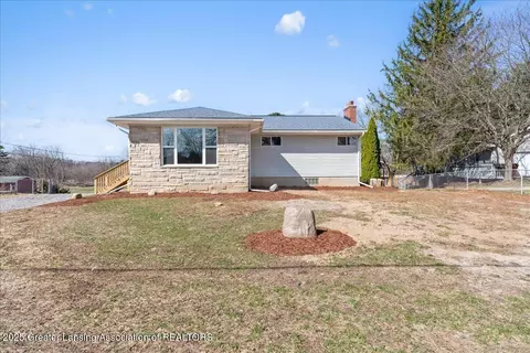 1183 Grovenburg Rd, Holt, MI 48842