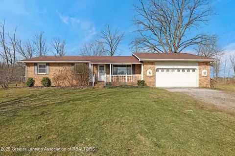 1975 N Waverly Rd, Holt, MI 48842