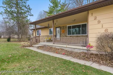 Exterior - 12916 Rambler Rd, Dewitt, MI 48820 photo 1 of 7