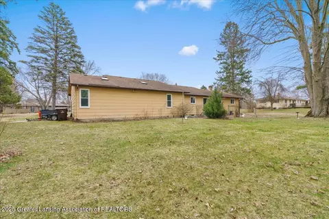 Exterior - 12916 Rambler Rd, Dewitt, MI 48820 photo 4 of 7