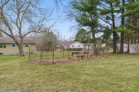 Exterior - 12916 Rambler Rd, Dewitt, MI 48820 photo 5 of 7