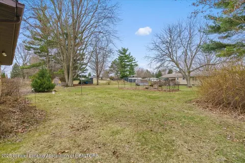 Exterior - 12916 Rambler Rd, Dewitt, MI 48820 photo 7 of 7