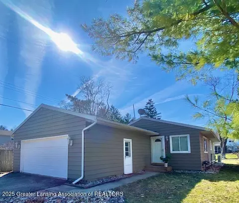 1131 Wolf Ct, East Lansing, MI 48823