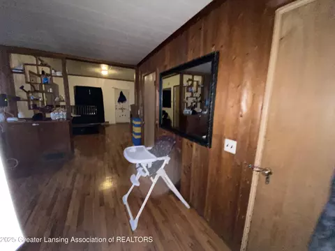 604606 Pine St, Owosso, MI 48867 photo 7