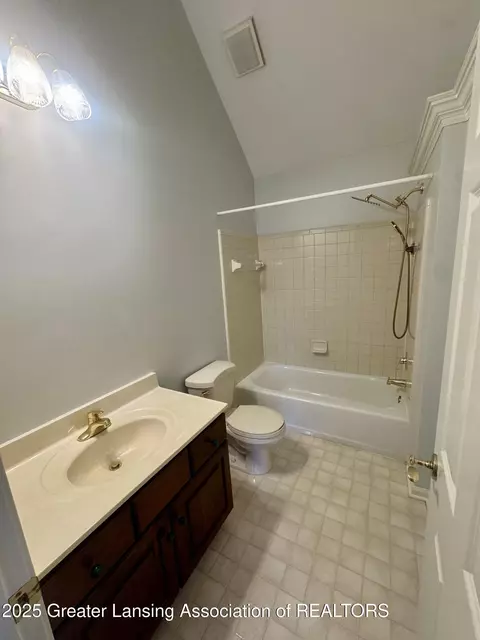Undisclosed, Lansing, MI 48917 photo 20