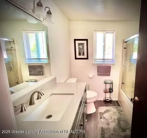 4382 Davlind Dr, Holt, MI 48842 photo 15