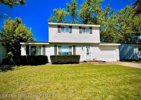 4382 Davlind Dr, Holt, MI 48842 photo 2