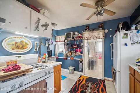518 E Willard Ave, Lansing, MI 48910 photo 8