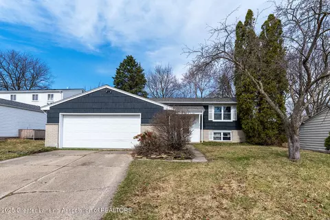 2411 Lyman Dr, Lansing, MI 48912