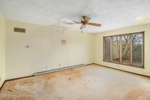 2775 E Howe Rd, Dewitt, MI 48820 photo 6