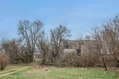2775 E Howe Rd, Dewitt, MI 48820 photo 17