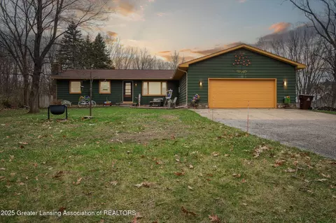 11475 Bunker Hwy, Eaton Rapids, MI 48827