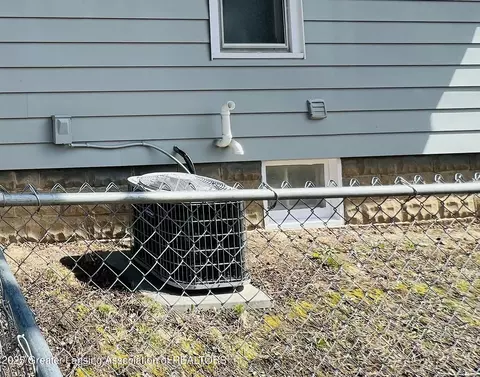 Other - 712 E Cavanaugh Rd, Lansing, MI 48910 photo 2 of 9