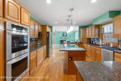 Kitchen - 9901 Friegel Rd, Perry, MI 48872 photo 1 of 8