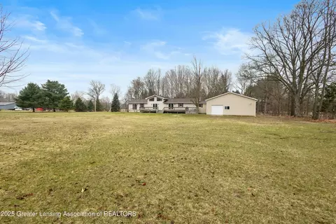 Exterior - 9901 Friegel Rd, Perry, MI 48872 photo 3 of 8