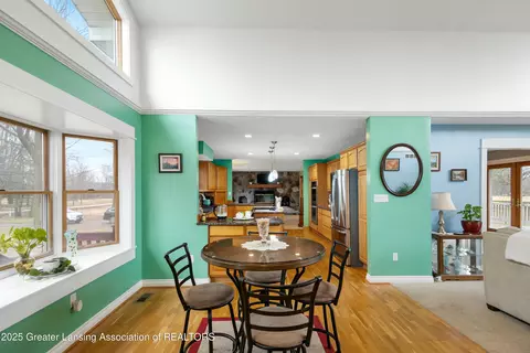 Dining - 9901 Friegel Rd, Perry, MI 48872 photo 2 of 2