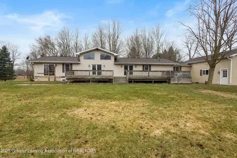 Exterior - 9901 Friegel Rd, Perry, MI 48872 photo 4 of 8
