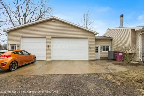 Exterior - 9901 Friegel Rd, Perry, MI 48872 photo 1 of 8