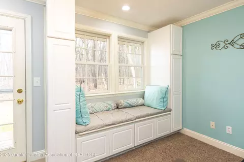 Entry Way - 11366 Wilson St, Dewitt, MI 48820 photo 4 of 7