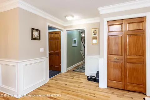 Entry Way - 11366 Wilson St, Dewitt, MI 48820 photo 2 of 7