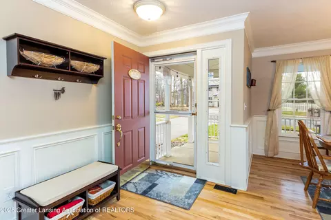 Entry Way - 11366 Wilson St, Dewitt, MI 48820 photo 1 of 7