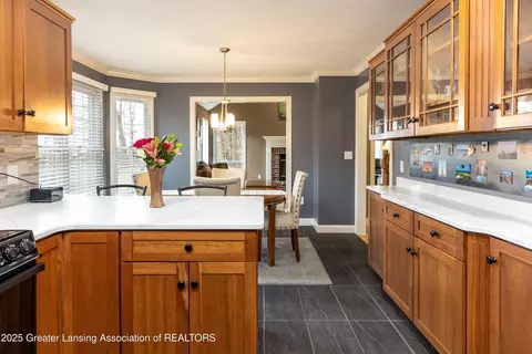 Kitchen - 11366 Wilson St, Dewitt, MI 48820 photo 6 of 6