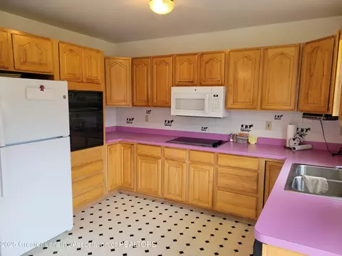 4600 Findlay Rd, Saint Johns, MI 48879 photo 8