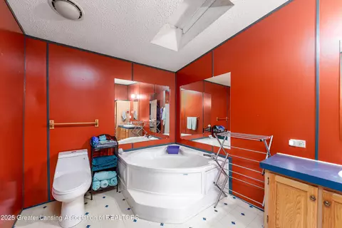 Bath - 388 E First St, Ovid, MI 48866 photo 2 of 3