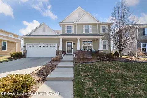 3860 Baulistrol Dr, Okemos, MI 48864