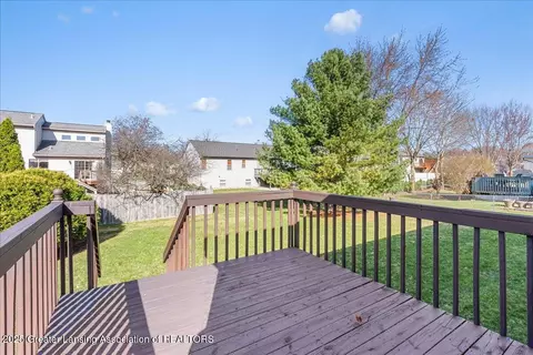 12728 Isle Royale Dr, Dewitt, MI 48820 photo 16