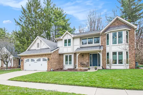 2532 Dustin Rd, Okemos, MI 48864