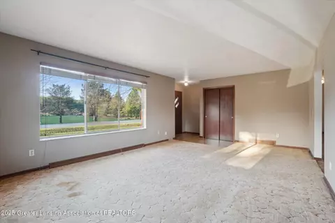7700 W Beard Rd, Perry, MI 48872 photo 9