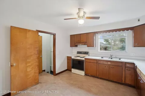 7700 W Beard Rd, Perry, MI 48872 photo 17