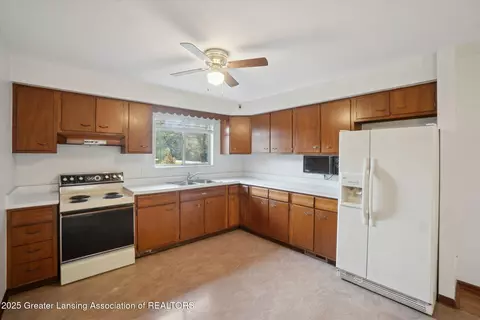 7700 W Beard Rd, Perry, MI 48872 photo 16