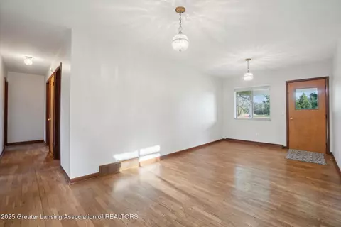 7700 W Beard Rd, Perry, MI 48872 photo 13