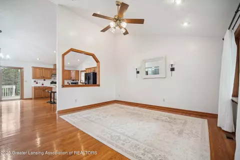Living - 2711 Pine Tree Rd, Holt, MI 48842 photo 2 of 4