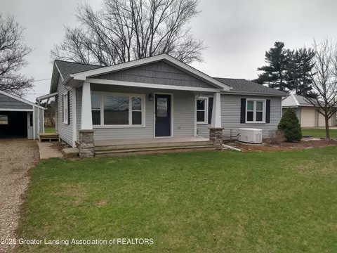 1291 W Kalamo Hwy, Charlotte, MI 48813