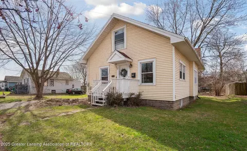 523 W Mount Hope Ave, Lansing, MI 48910
